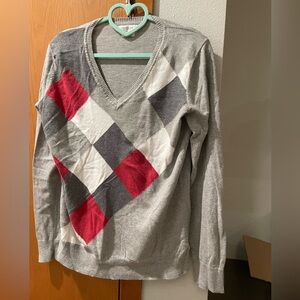 Van Heusen size M 100% cotton argyle sweater